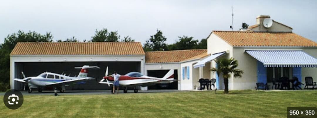 Example of a hangar home